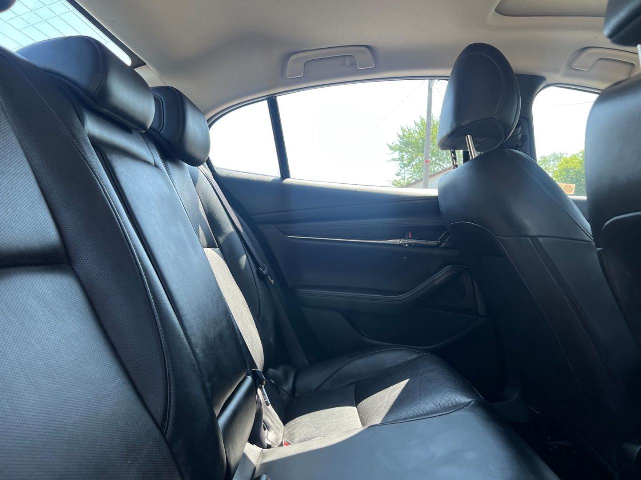 2019 Mazda MAZDA3 GT - Photo #7
