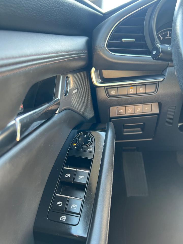 2019 Mazda MAZDA3 GT - Photo #18