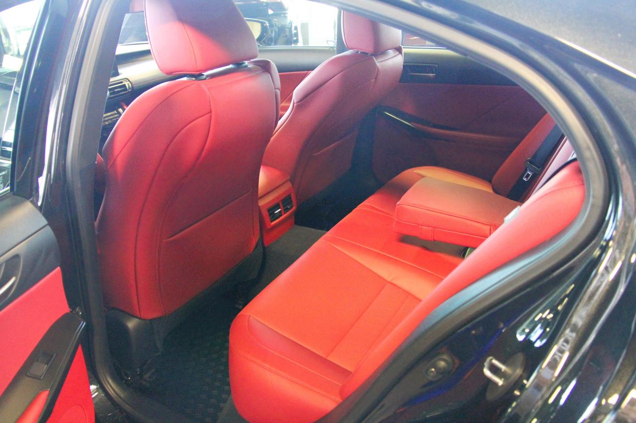 2021 Lexus IS IS 300 AWD F SPORT - Photo #10