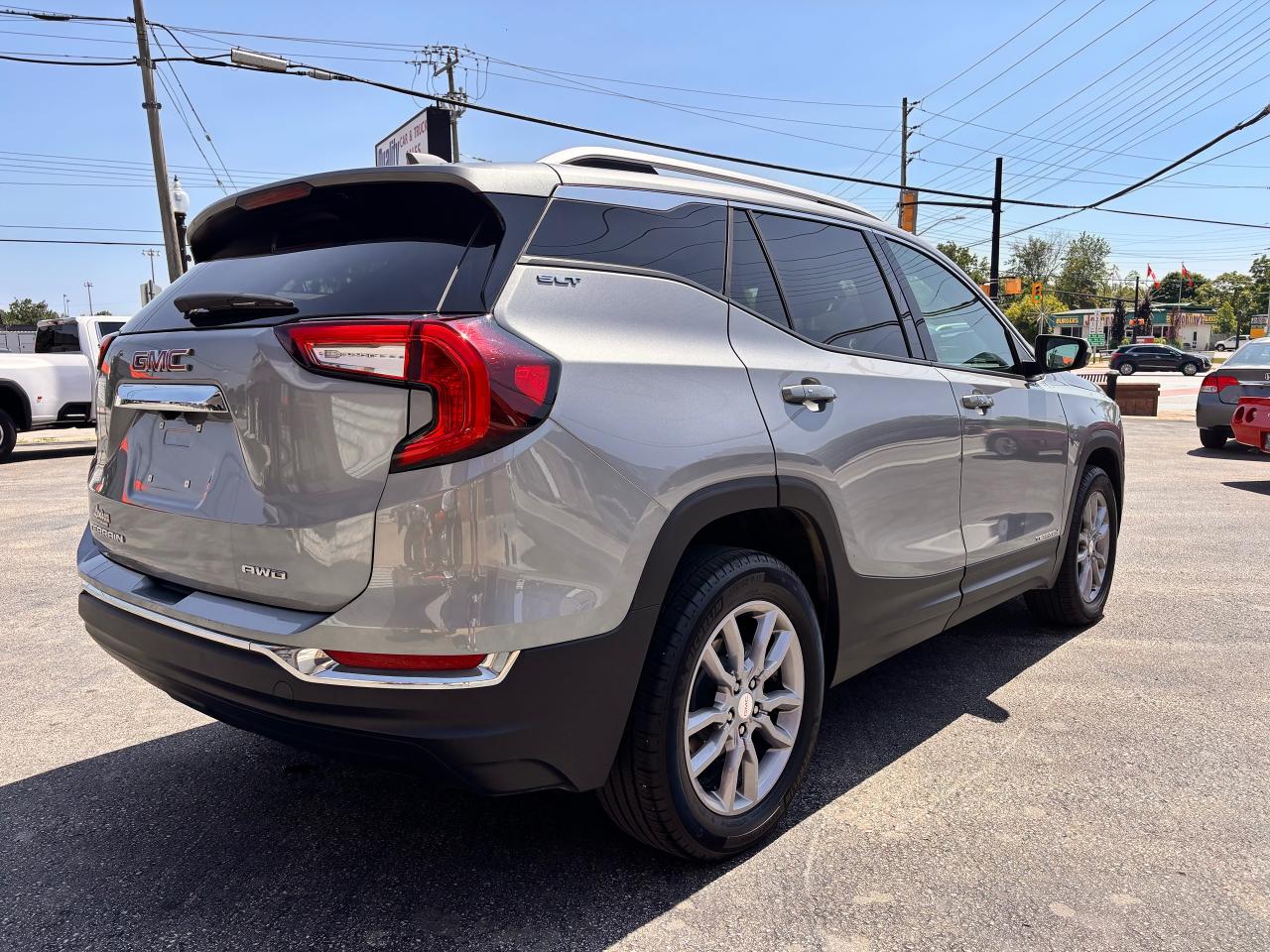 2024 GMC Terrain Accident Free!, Fully Financeable! Photo3