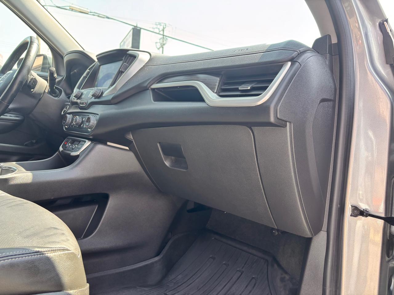 2024 GMC Terrain Accident Free!, Fully Financeable!
