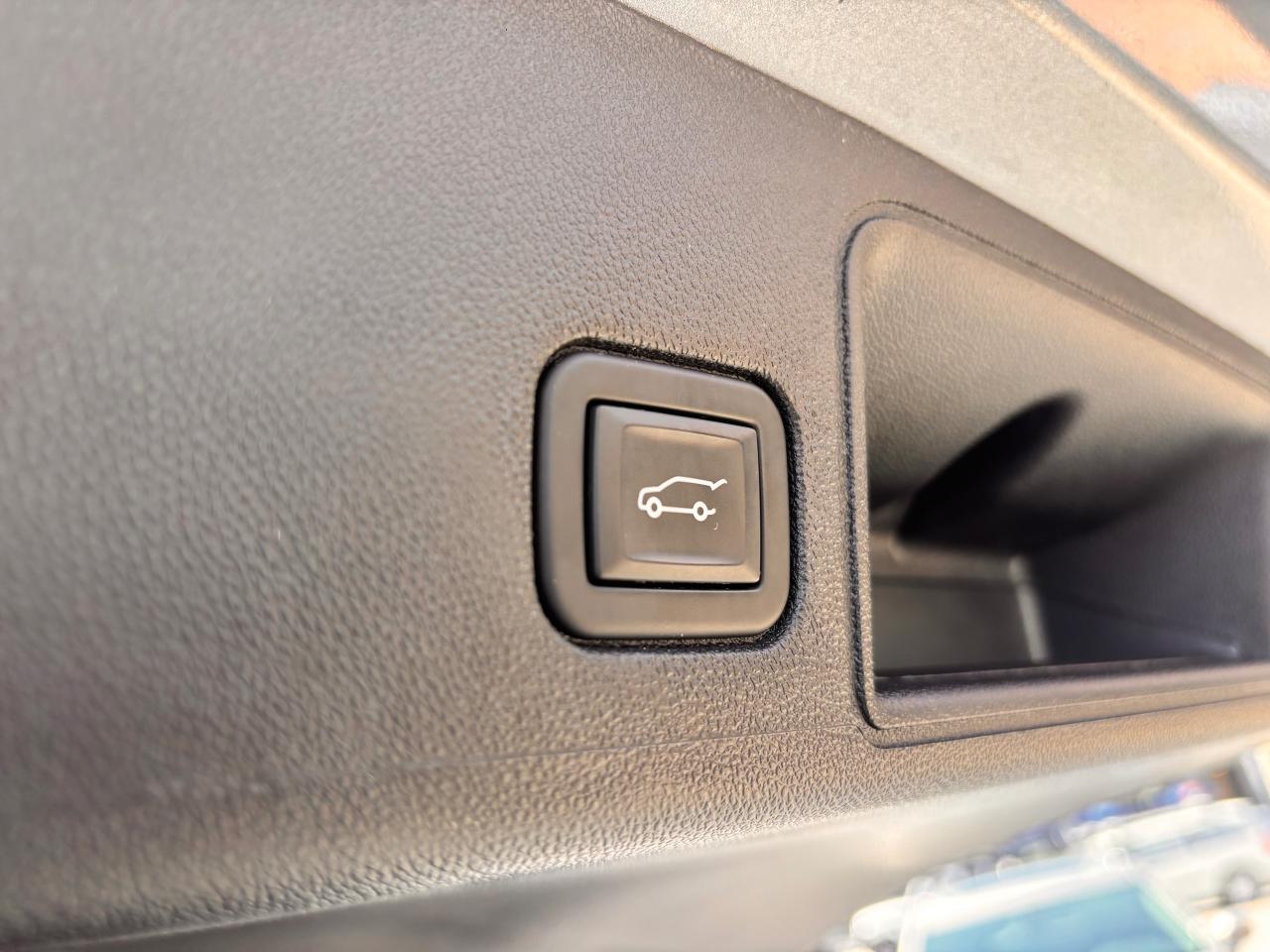 2024 GMC Terrain Accident Free!, Fully Financeable!