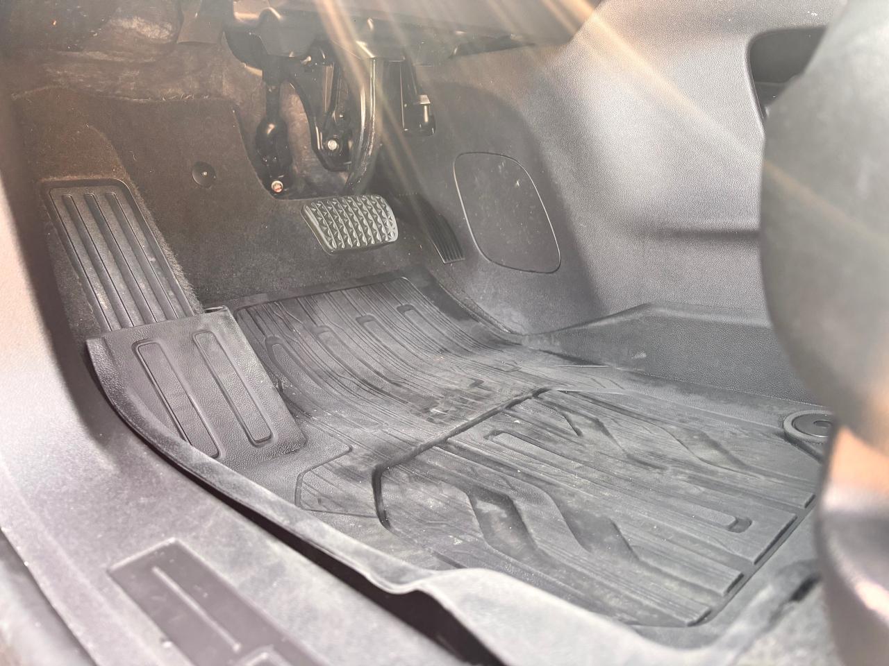 2024 GMC Terrain Accident Free!, Fully Financeable!