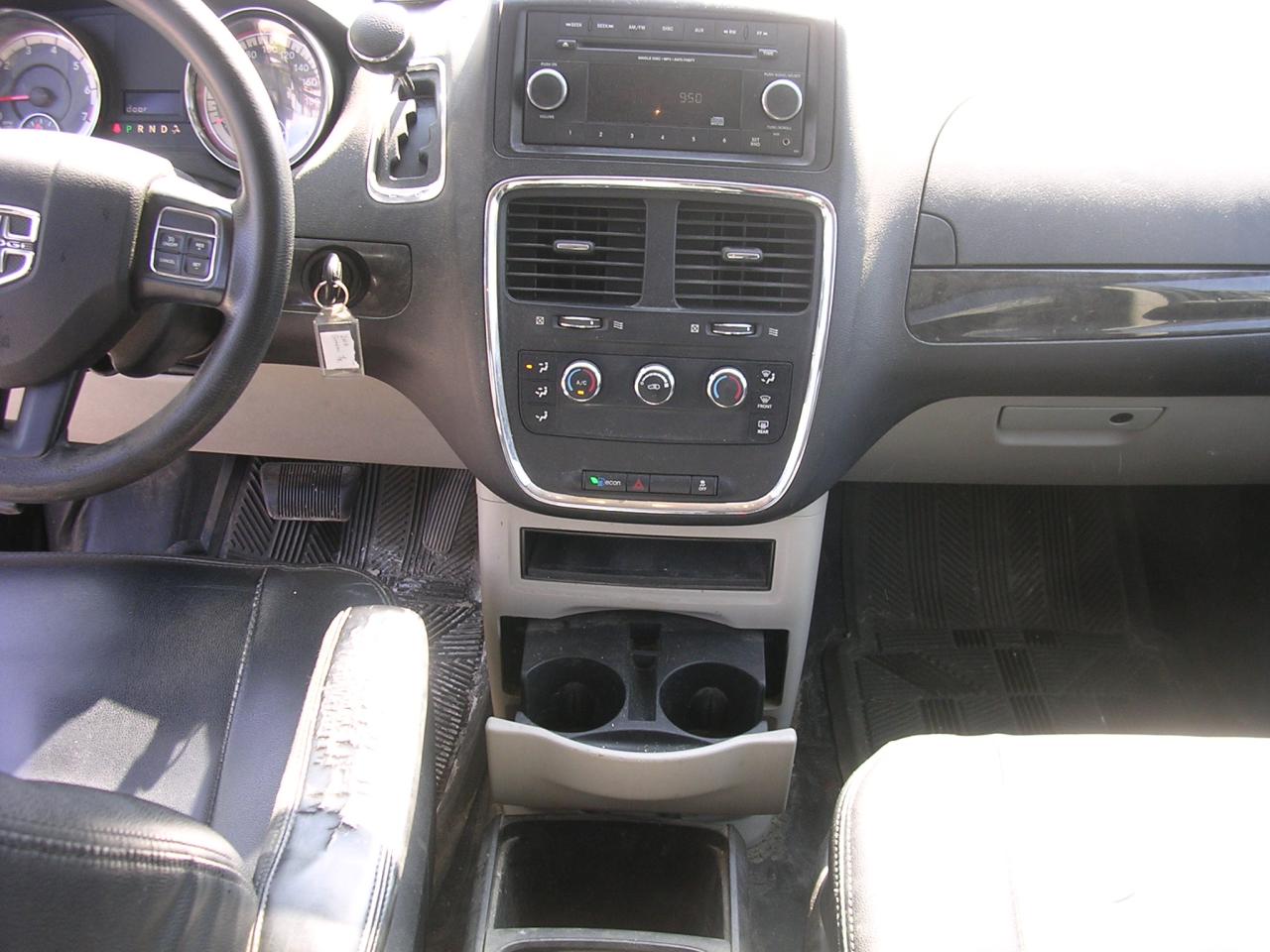 2016 Dodge Grand Caravan SE - Photo #7