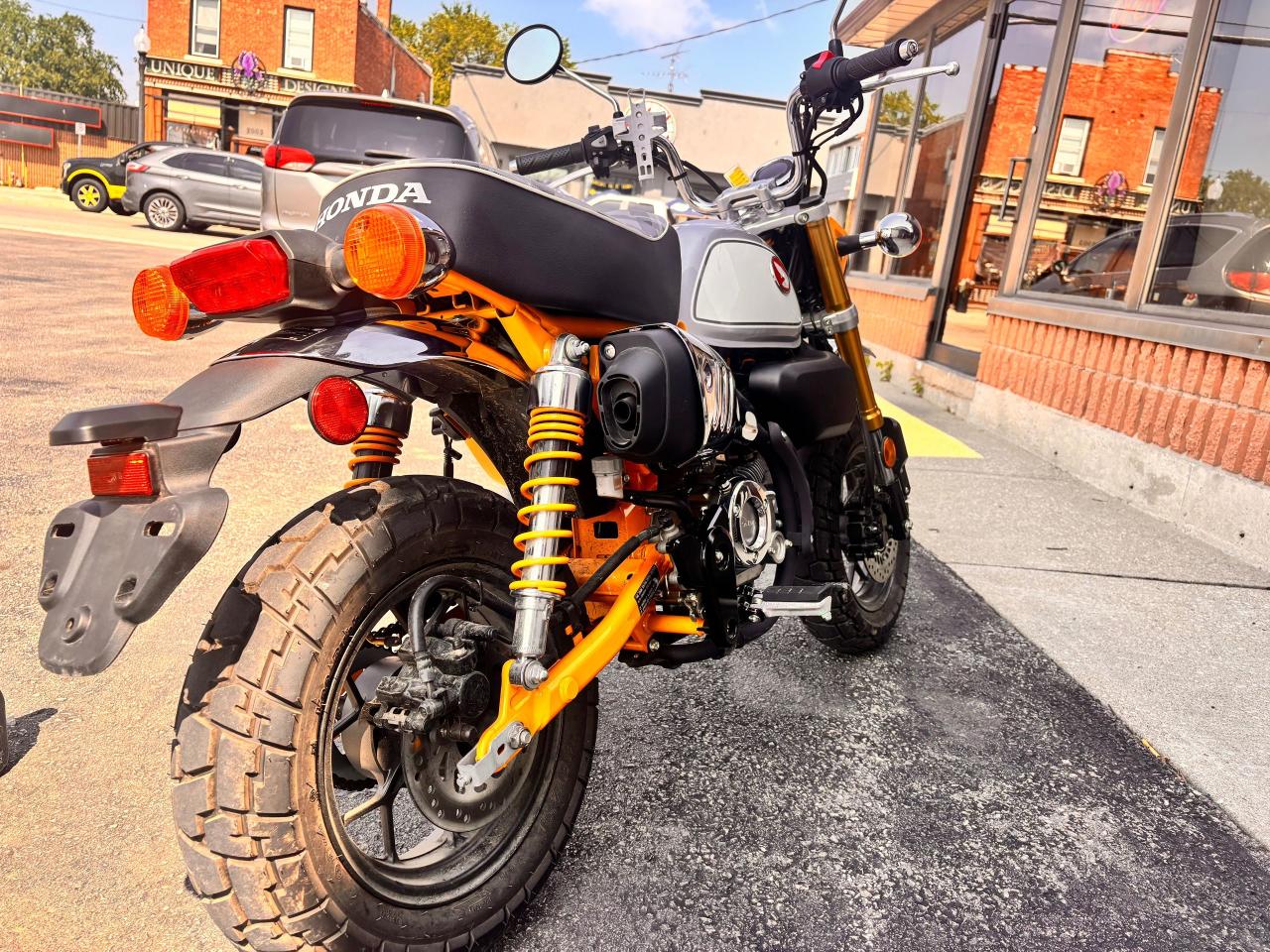 2023 Honda MOTORCYCLE Low KM'S! , Honda Monkey!, Immaculate CD!