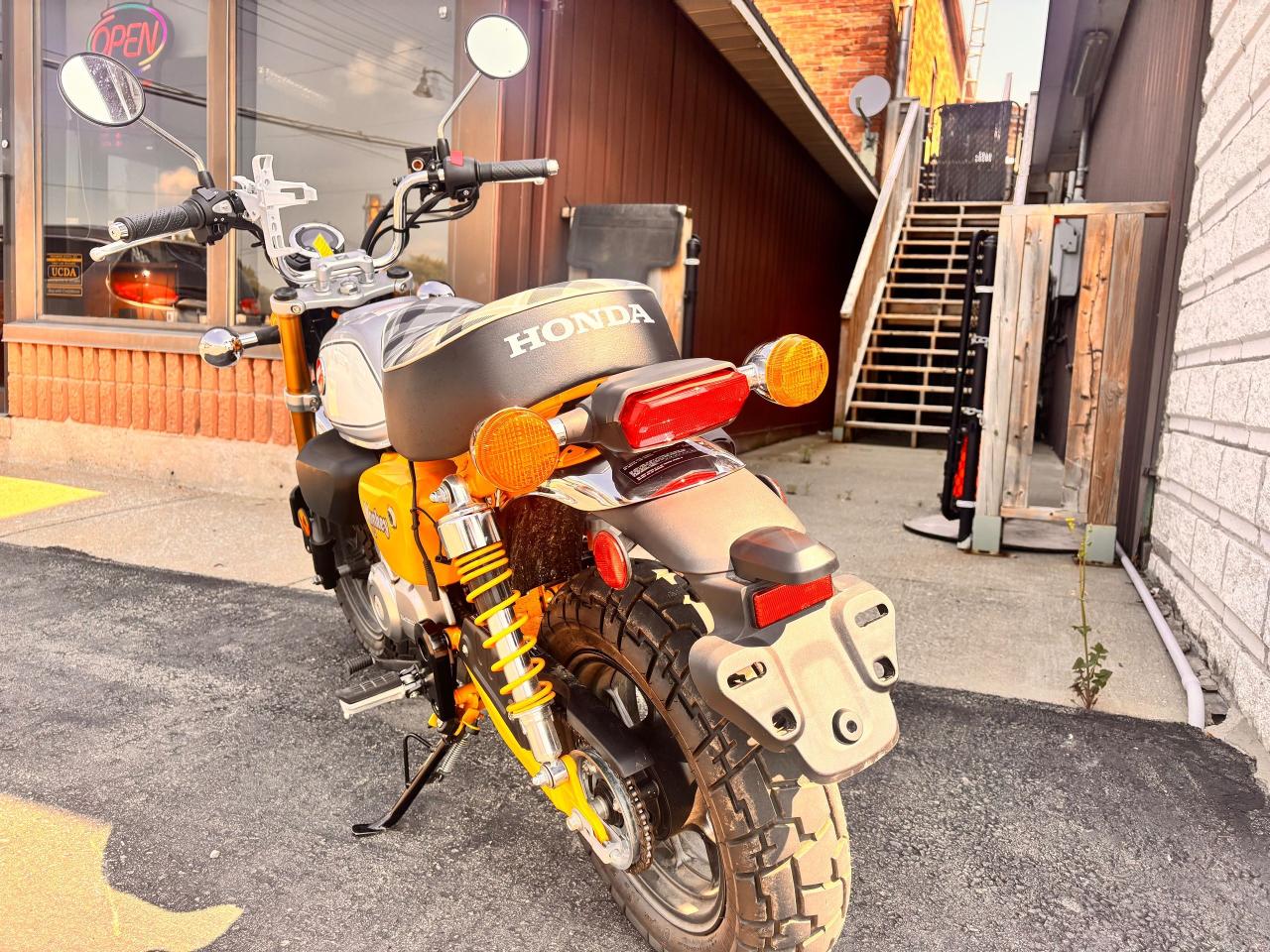 2023 Honda MOTORCYCLE Low KM'S! , Honda Monkey!, Immaculate CD!