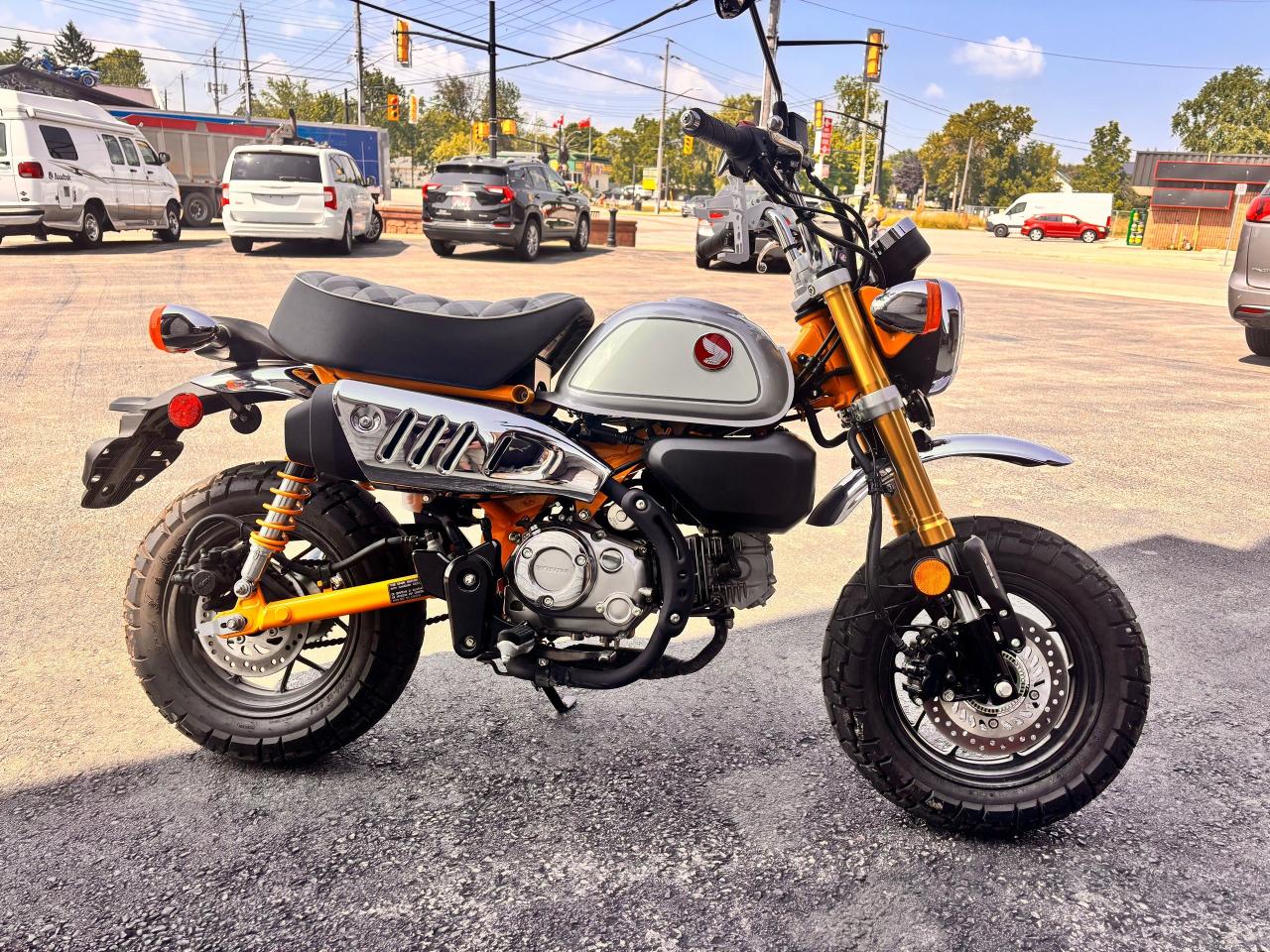 2023 Honda MOTORCYCLE Low KM'S! , Honda Monkey!, Immaculate CD!