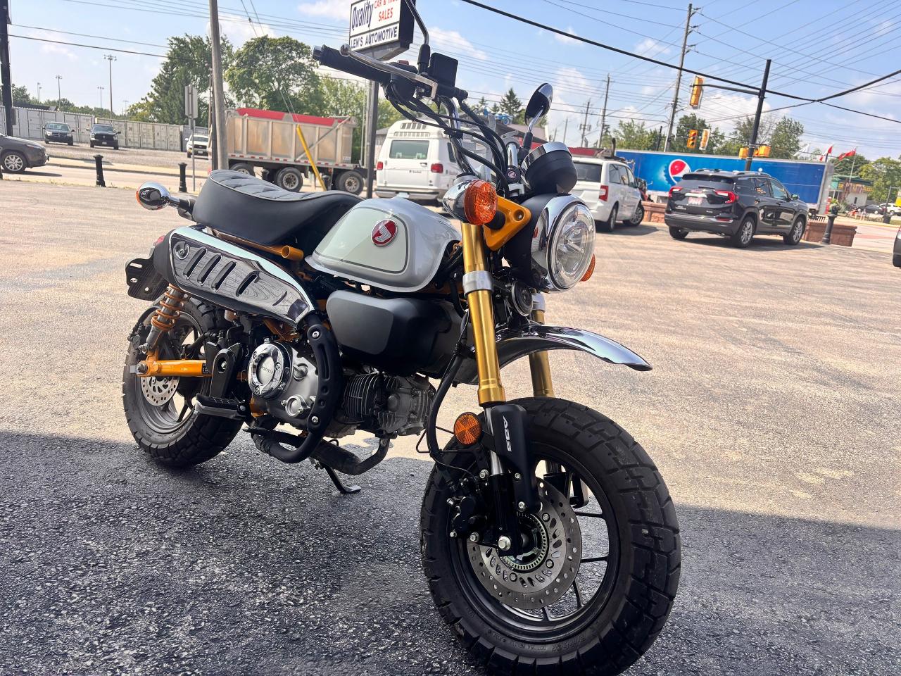 2023 Honda MOTORCYCLE Low KM'S! , Honda Monkey!, Immaculate CD!