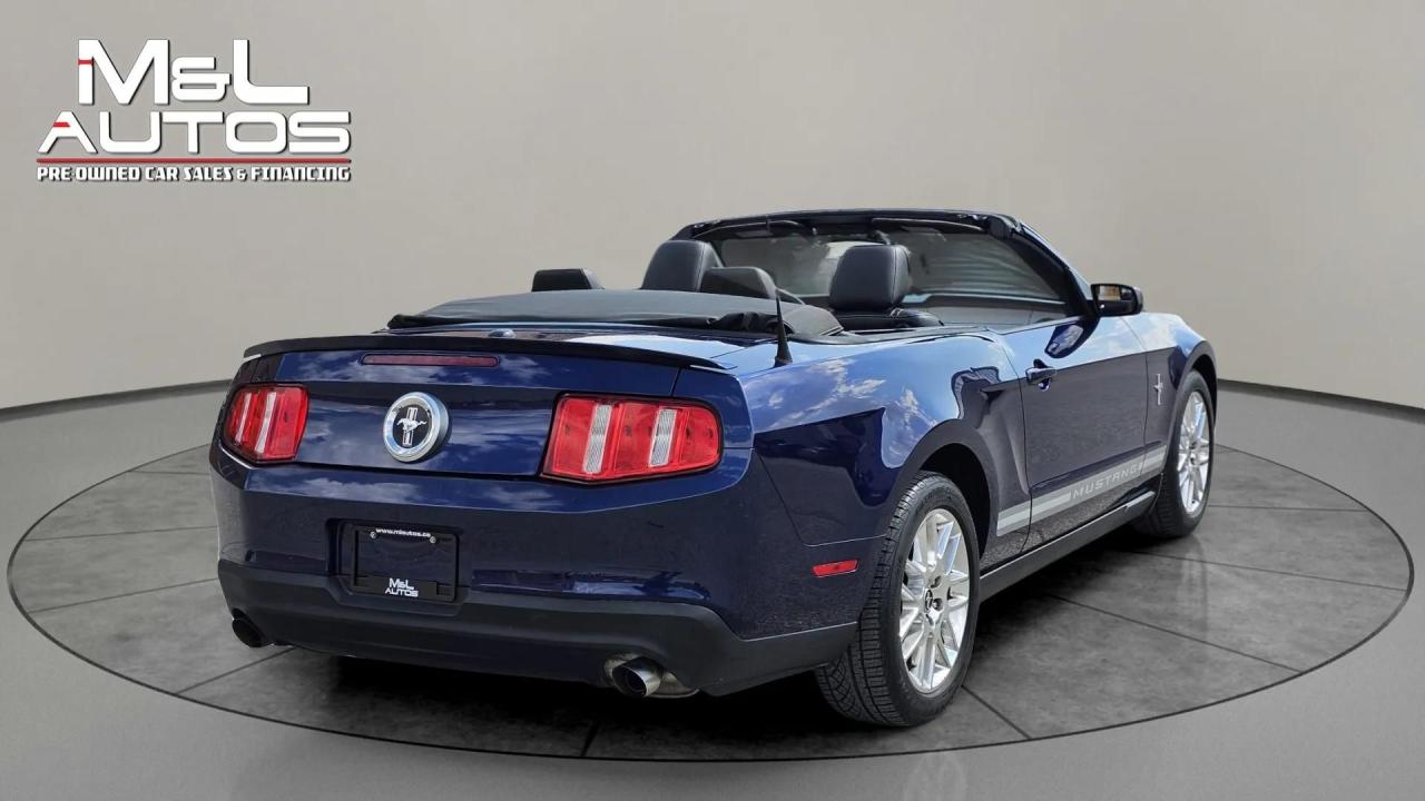 2012 Ford Mustang 2DR CONV V6 PREMIUM - Photo #5