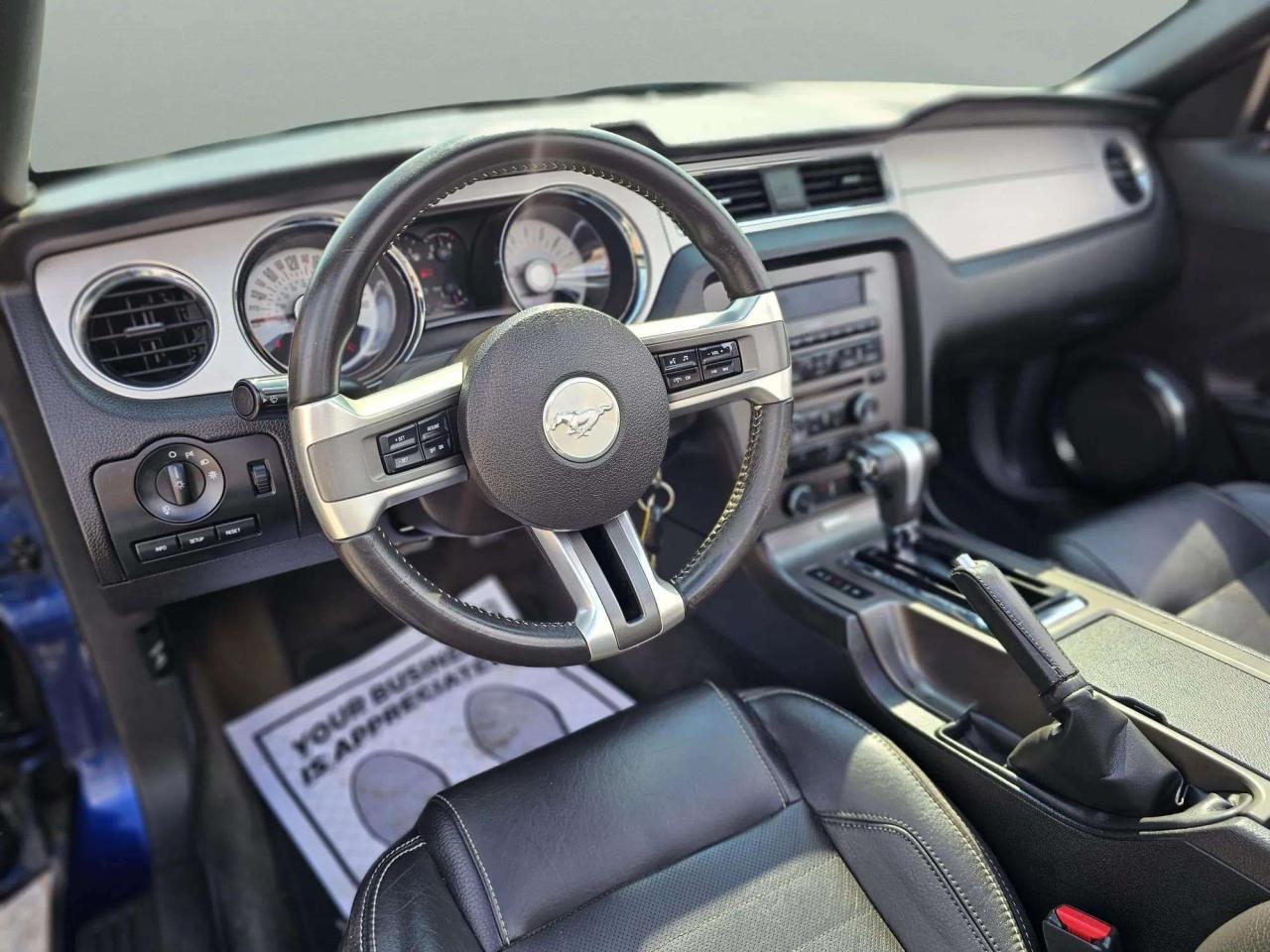 2012 Ford Mustang 2DR CONV V6 PREMIUM - Photo #10