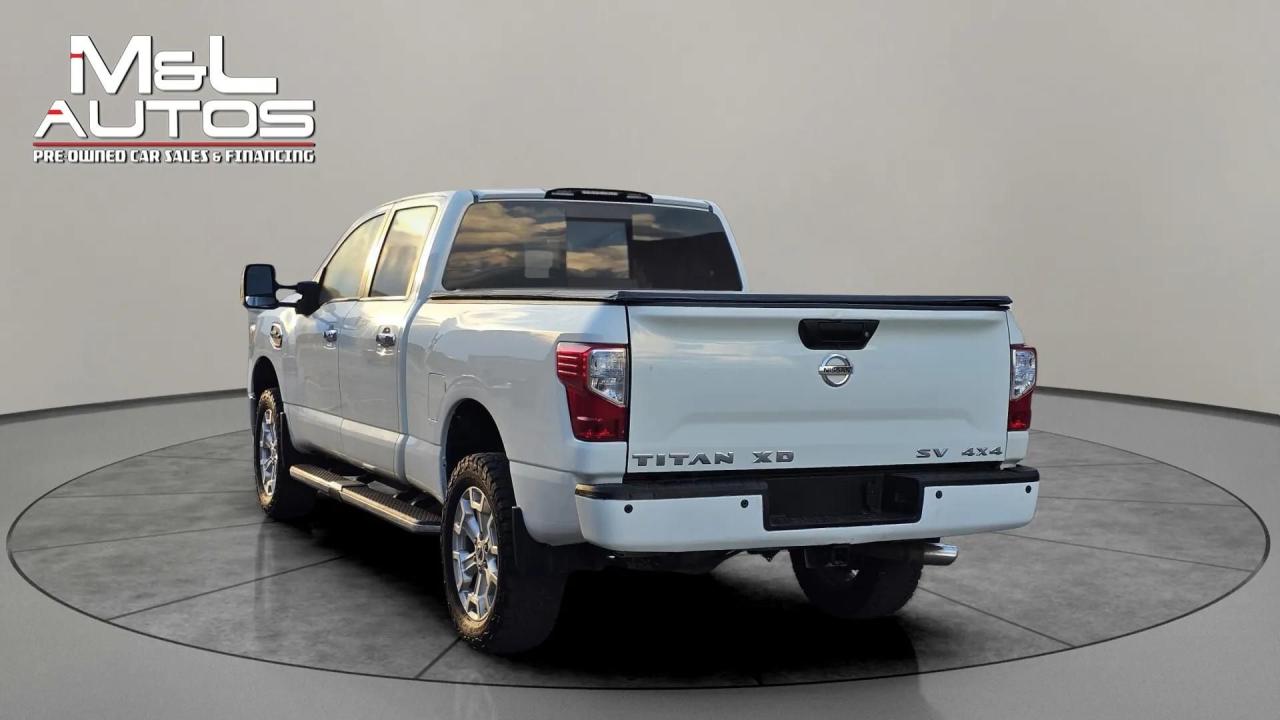 2017 Nissan Titan 4WD Crew Cab SV Gas - Photo #7