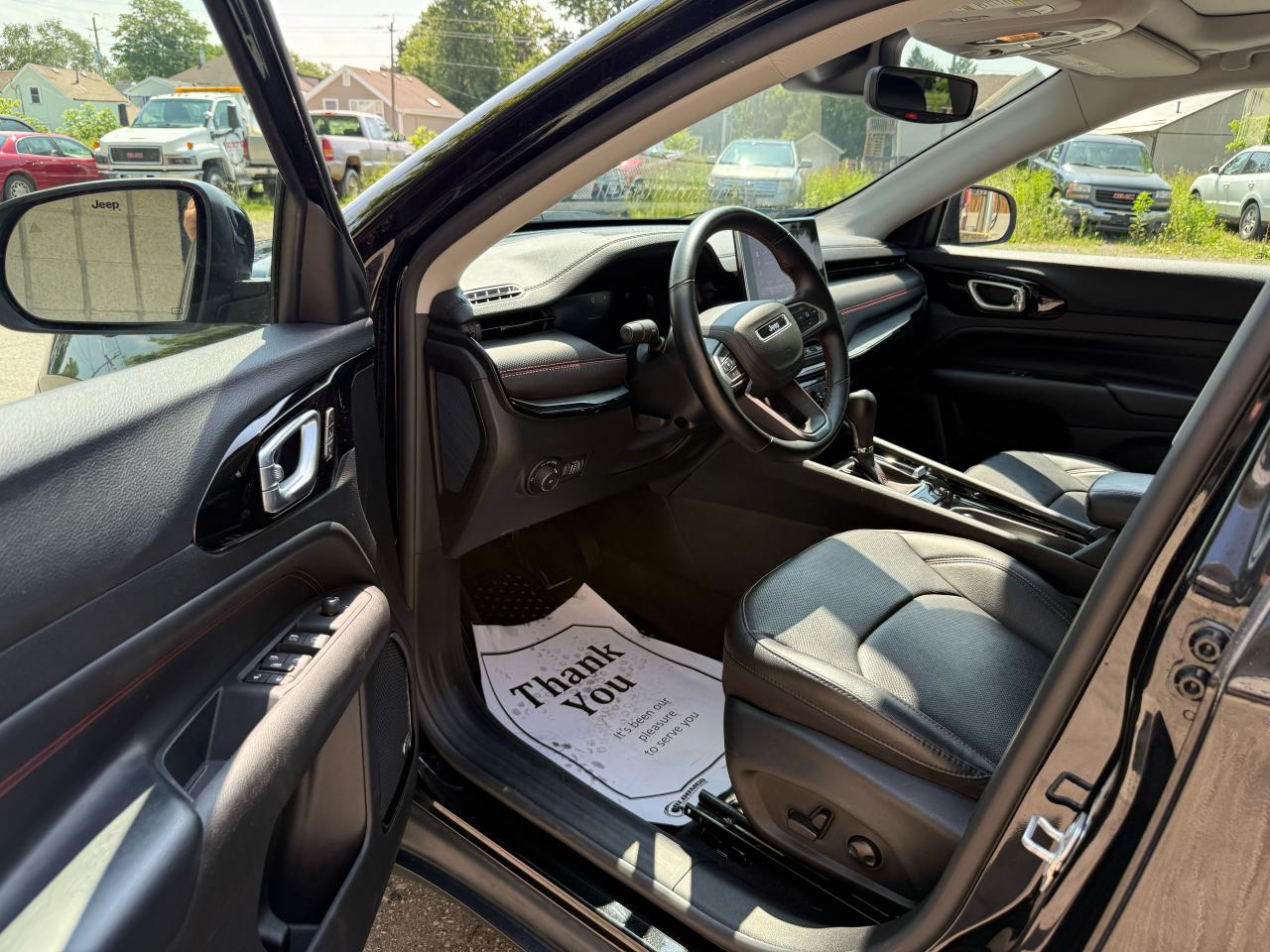 2022 Jeep Compass Trailhawk Elite - Photo #5