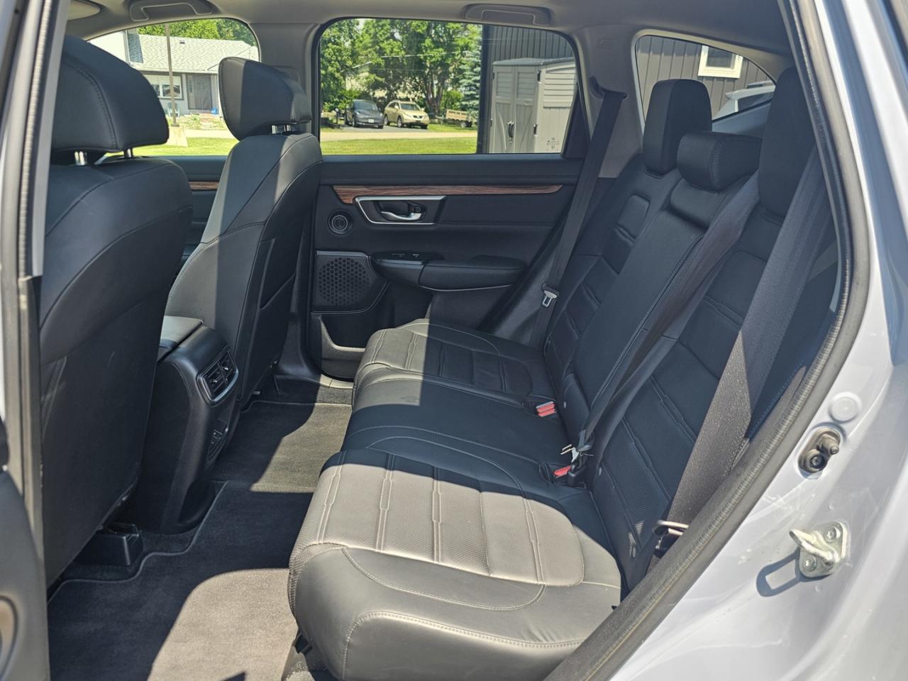 2022 Honda CR-V Touring LOW KMS, 4cyl. Turbo - Photo #20