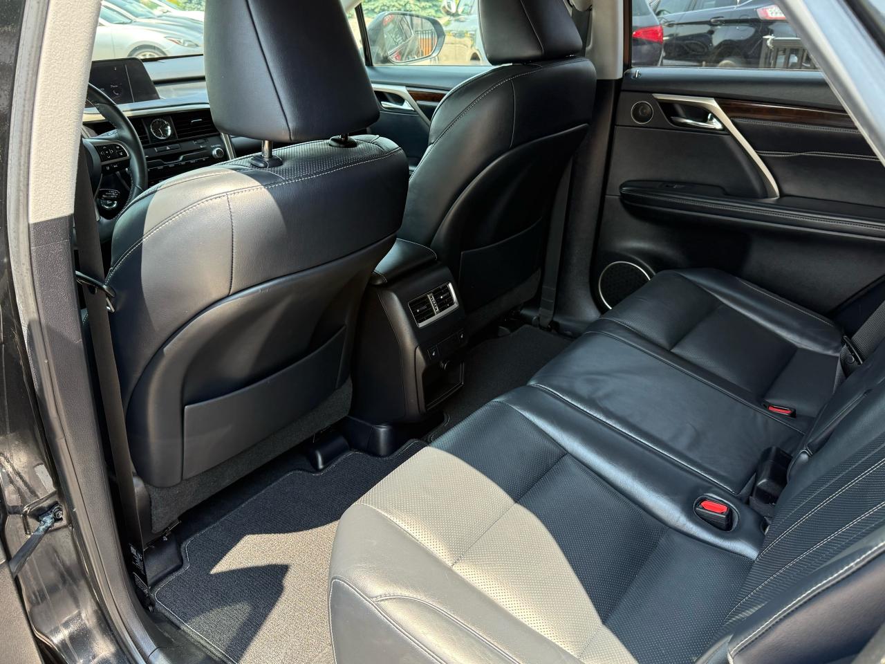 2019 Lexus RX RX350 | Backup Camera | Sunroof | Cooled Seats - Photo #10