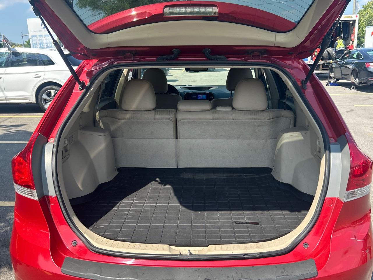 2011 Toyota Venza  - Photo #4