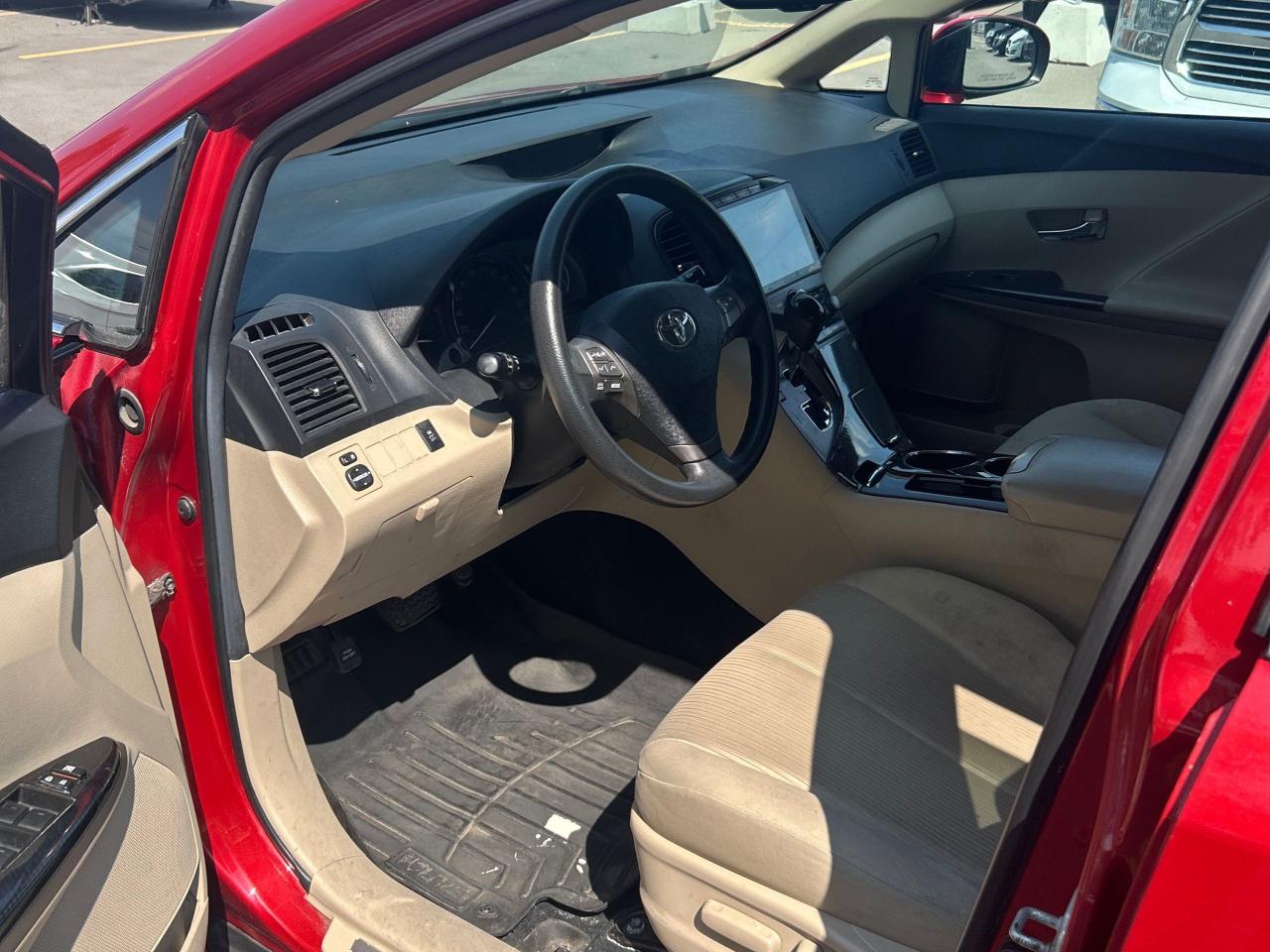 2011 Toyota Venza  Photo4