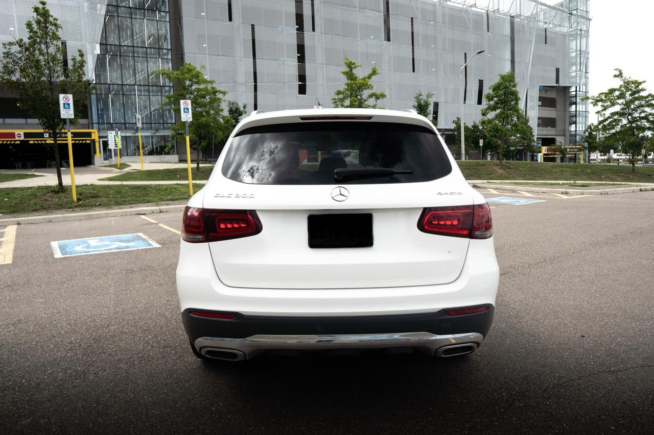 2022 Mercedes-Benz GLC-Class GLC 300 | NO ACCIDENT | CLEAN CARFAX | - Photo #5