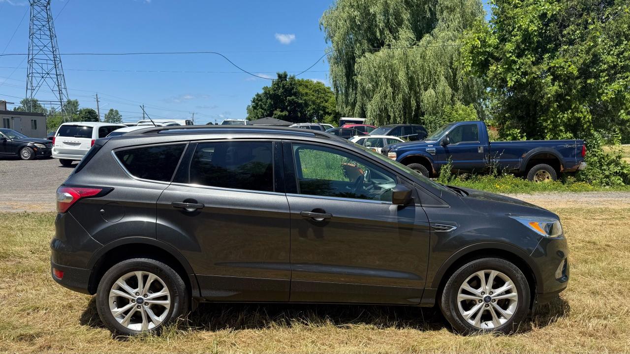 2018 Ford Escape SE - Photo #6