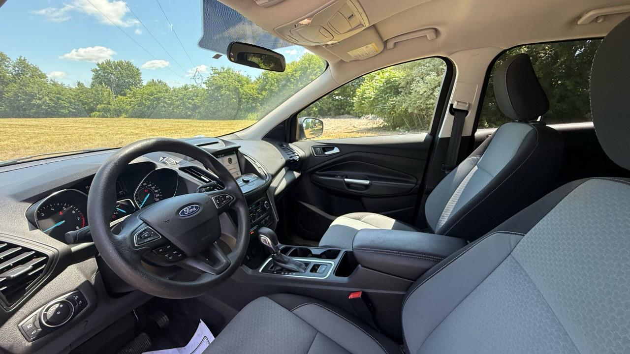 2018 Ford Escape SE - Photo #11