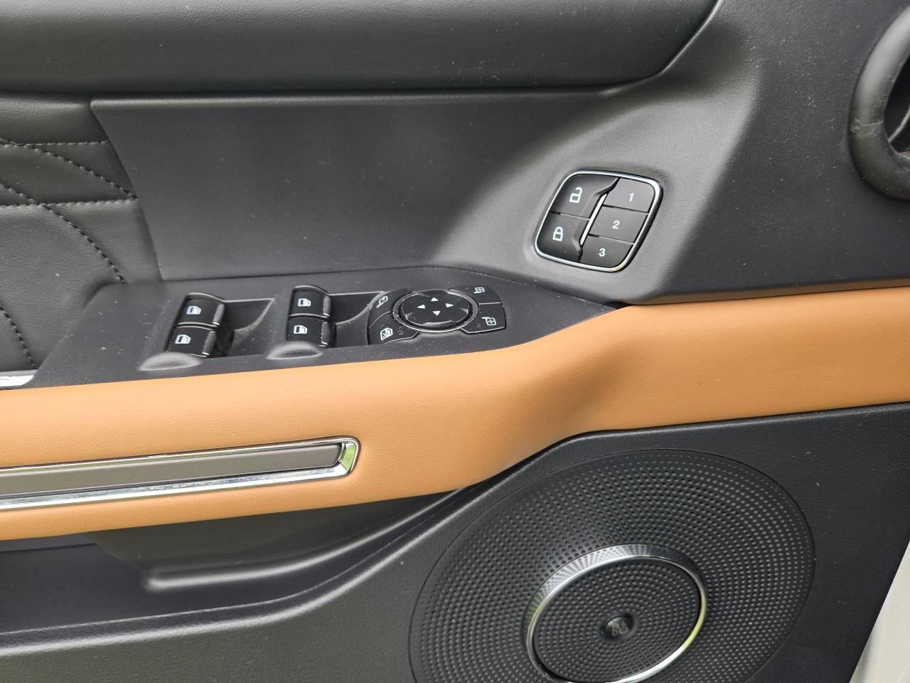 2024 Ford Expedition Platinum Max 4X4 - Photo #17