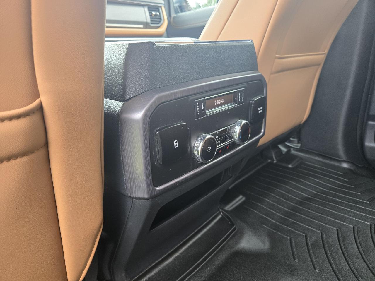 2024 Ford Expedition Platinum Max 4X4 - Photo #10