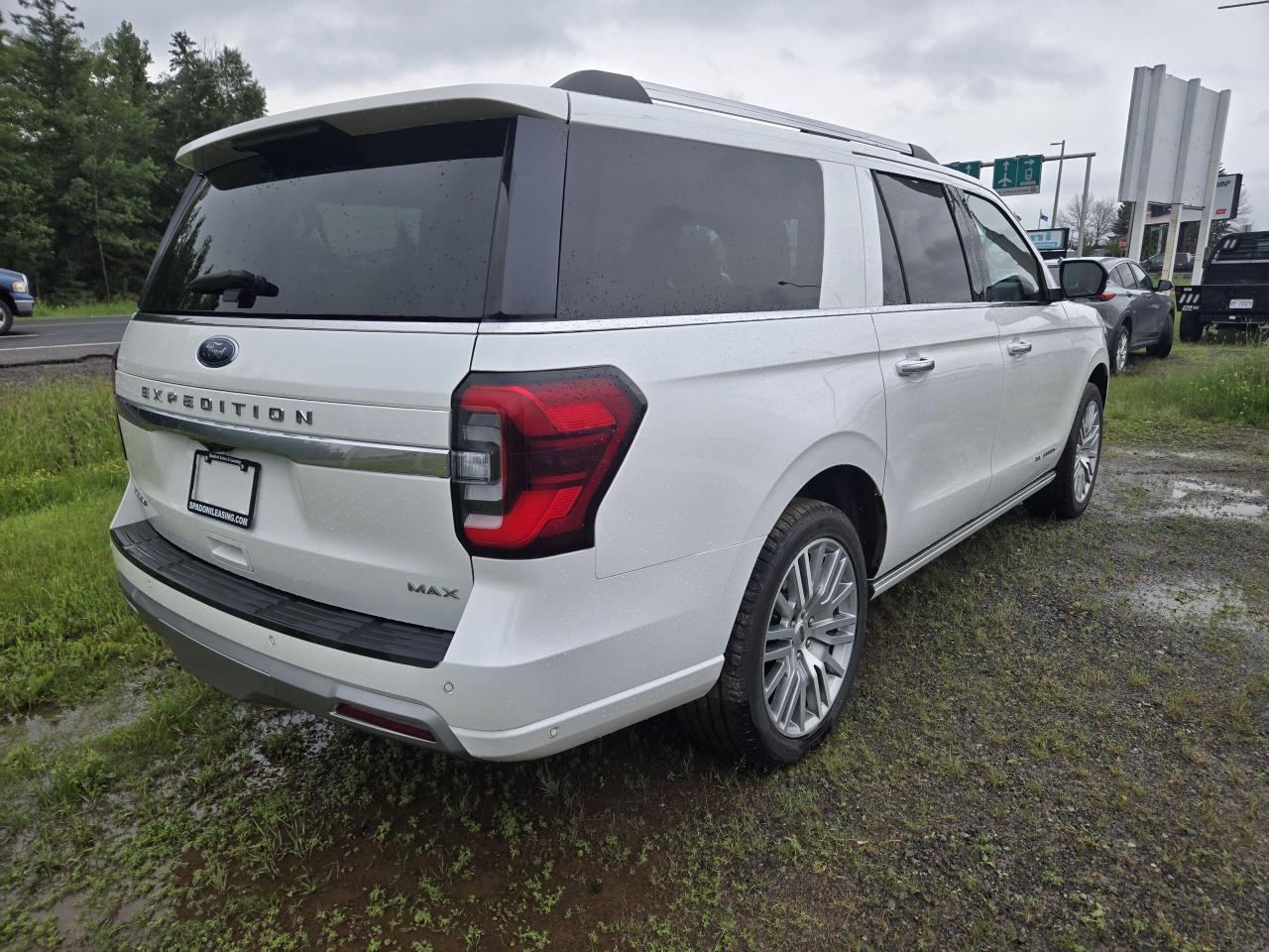 2024 Ford Expedition Platinum Max 4X4 - Photo #5