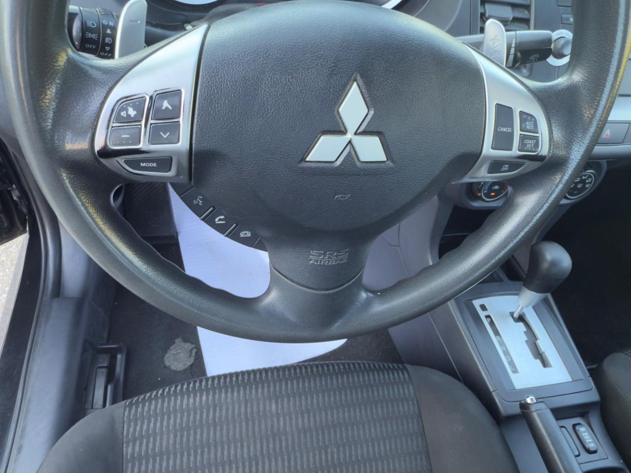2013 Mitsubishi Lancer SE - Photo #14