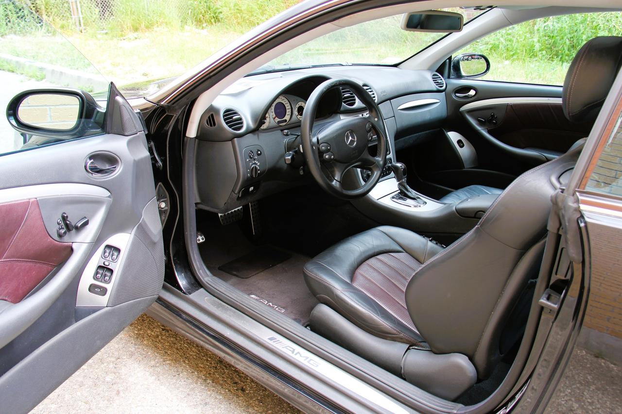 2004 Mercedes-Benz CLK 2dr Cpe 5.4L AMG 55 - Photo #12