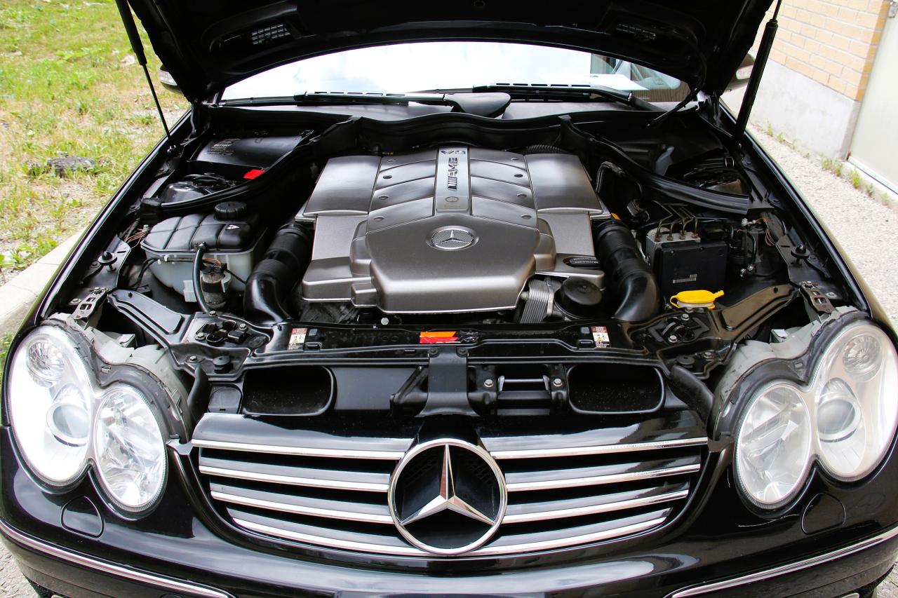 2004 Mercedes-Benz CLK 2dr Cpe 5.4L AMG 55 - Photo #17