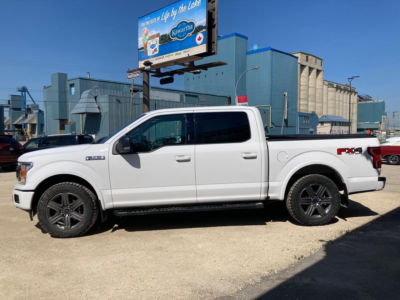 2020 Ford F-150 XLT - Photo #3