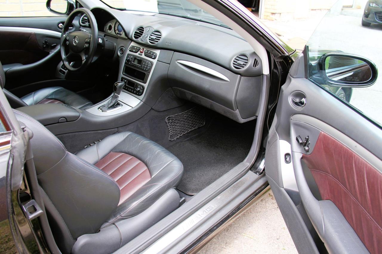 2004 Mercedes-Benz CLK 2dr Cpe 5.4L AMG 55 Photo