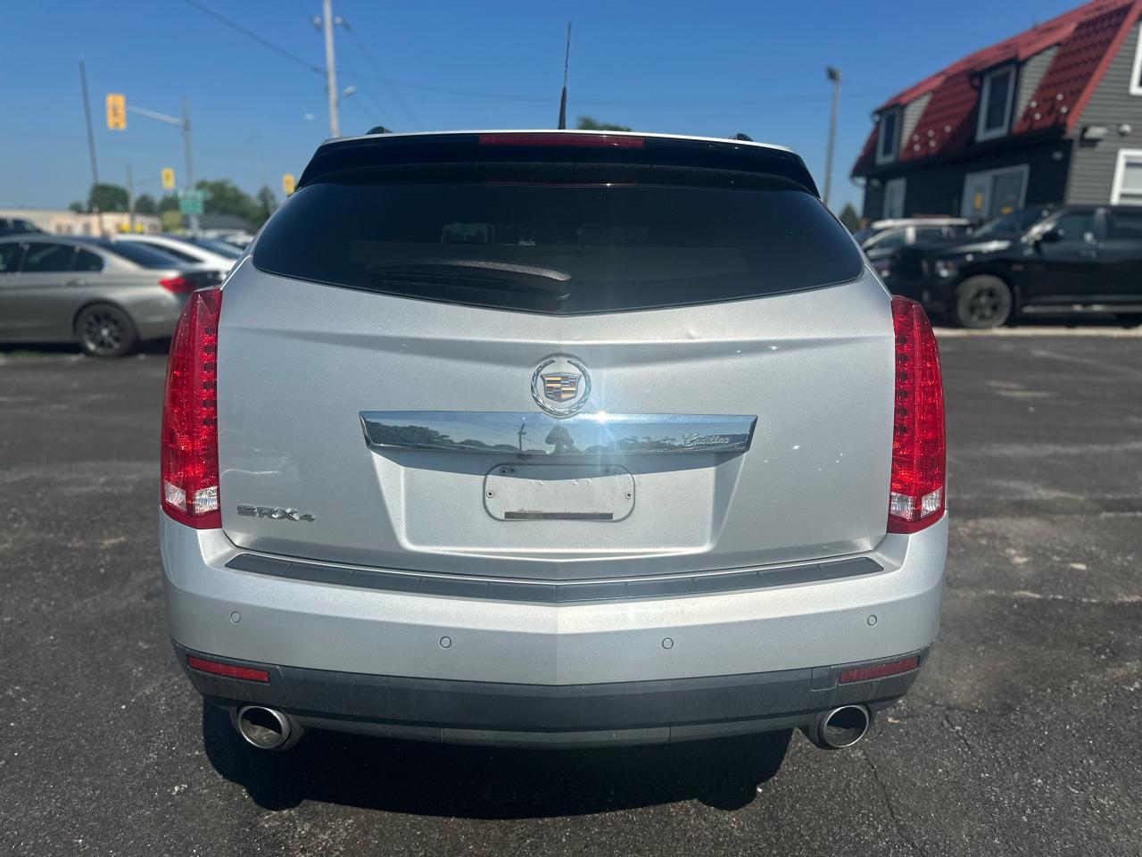 2010 Cadillac SRX Performance Collection Photo16