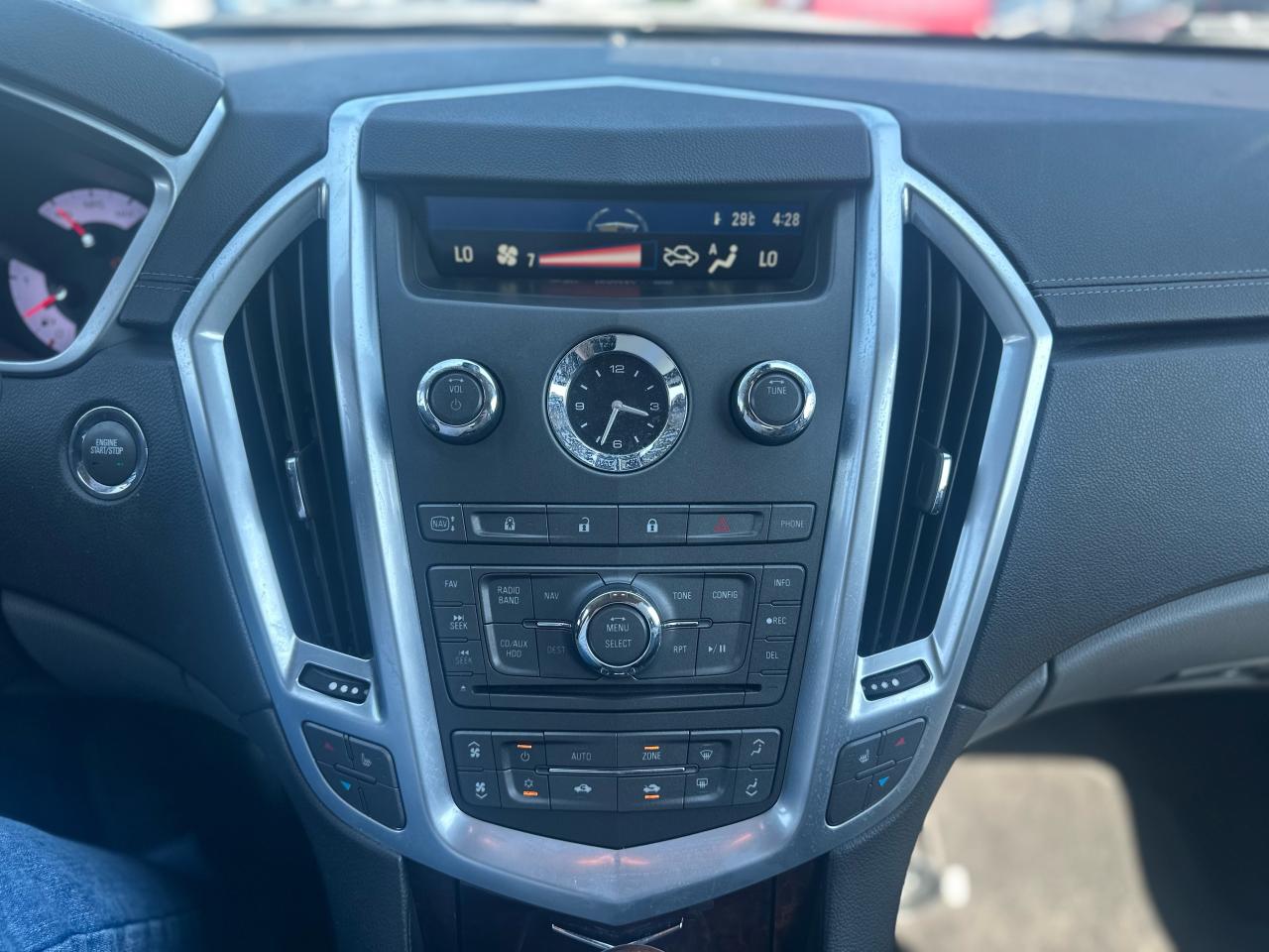 2010 Cadillac SRX Performance Collection Photo24