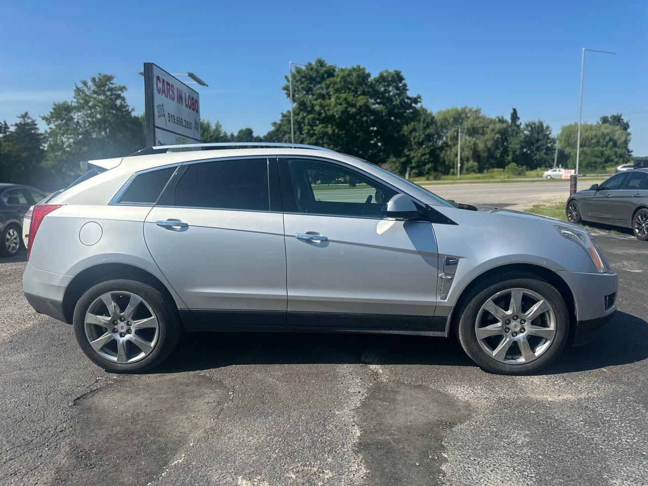 2010 Cadillac SRX Performance Collection Photo2
