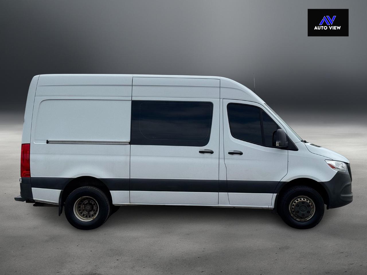 2019 Mercedes-Benz Sprinter 3500 **HIGH ROOF**144" WHEELBASE** - Photo #4