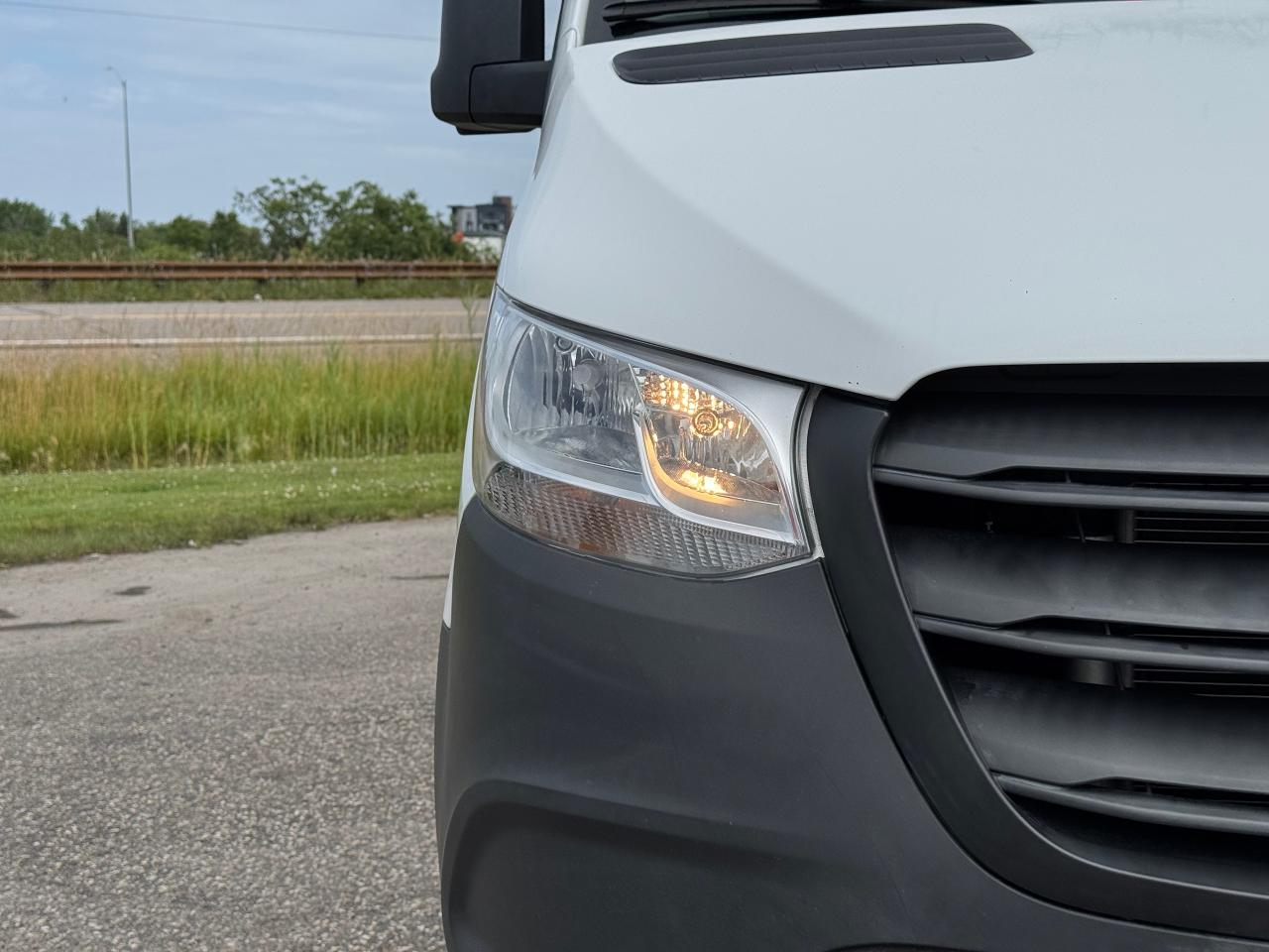 2019 Mercedes-Benz Sprinter 3500 **HIGH ROOF**144" WHEELBASE** - Photo #11