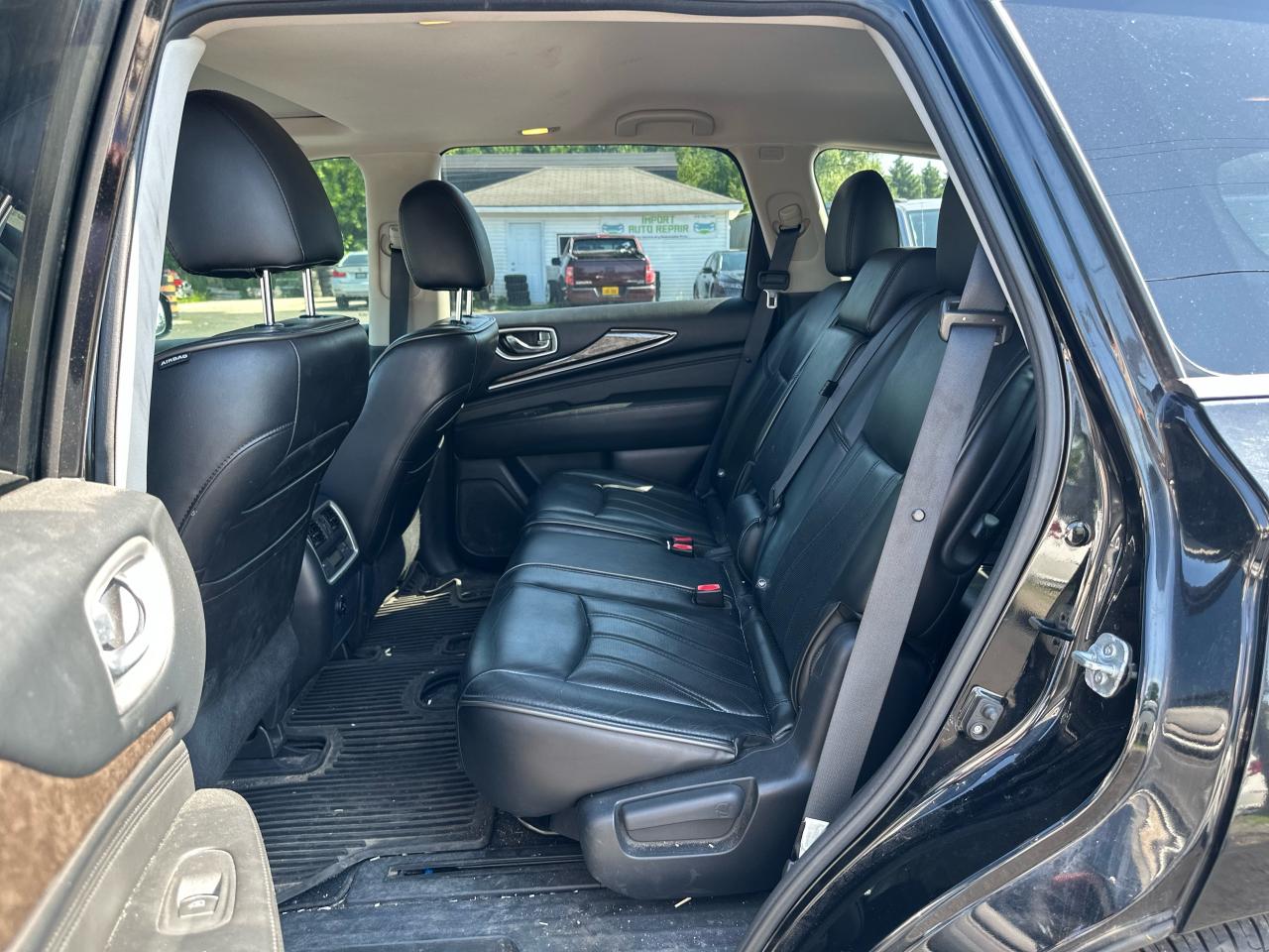 2015 Infiniti QX60 AWD 4dr Photo11