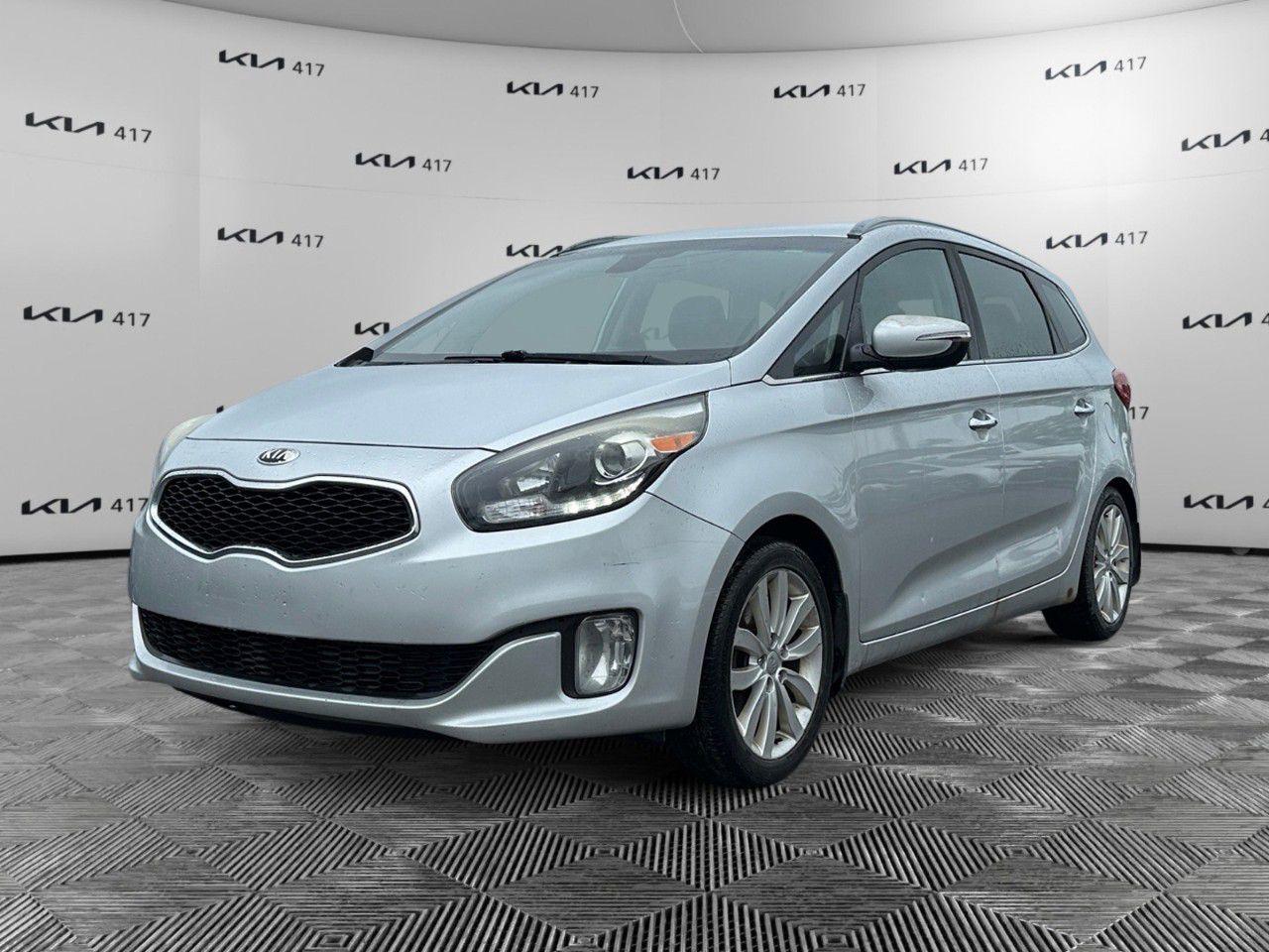 Used 2014 Kia Rondo  for sale in Gloucester, ON