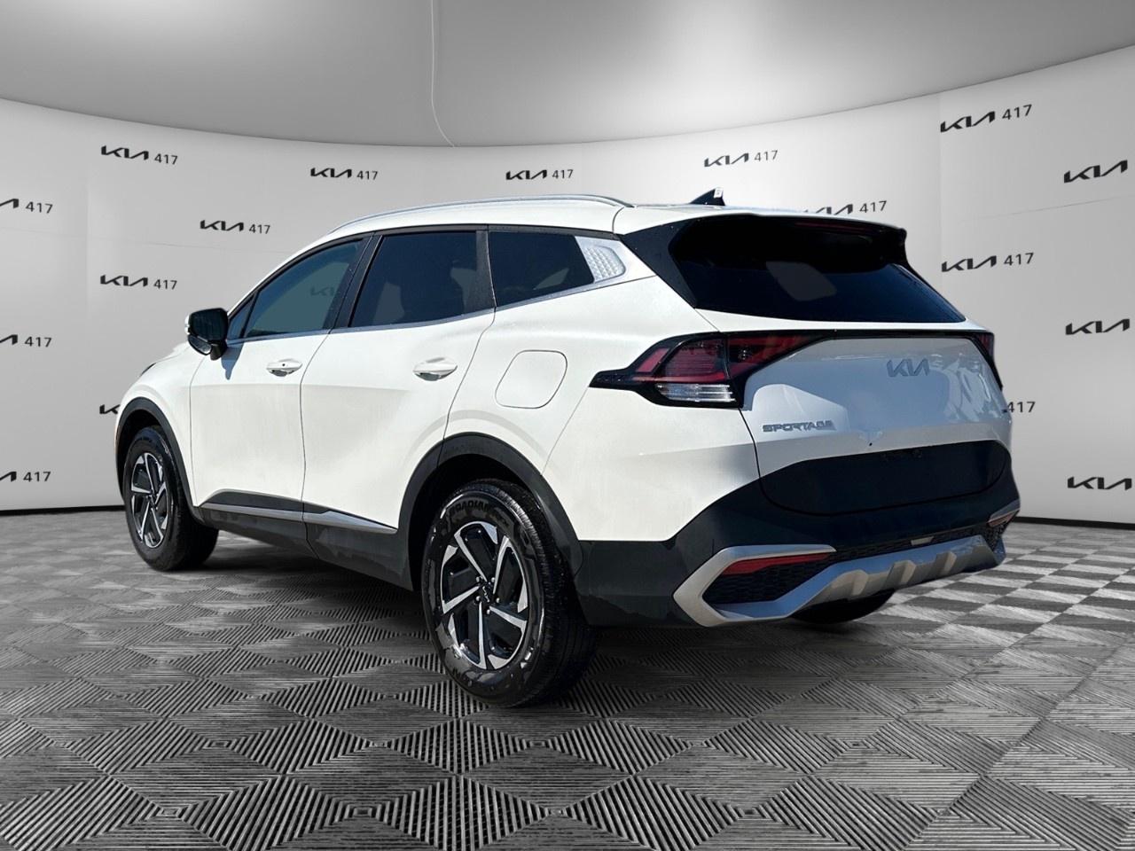 2025 Kia Sportage Hybrid EX AWD Photo