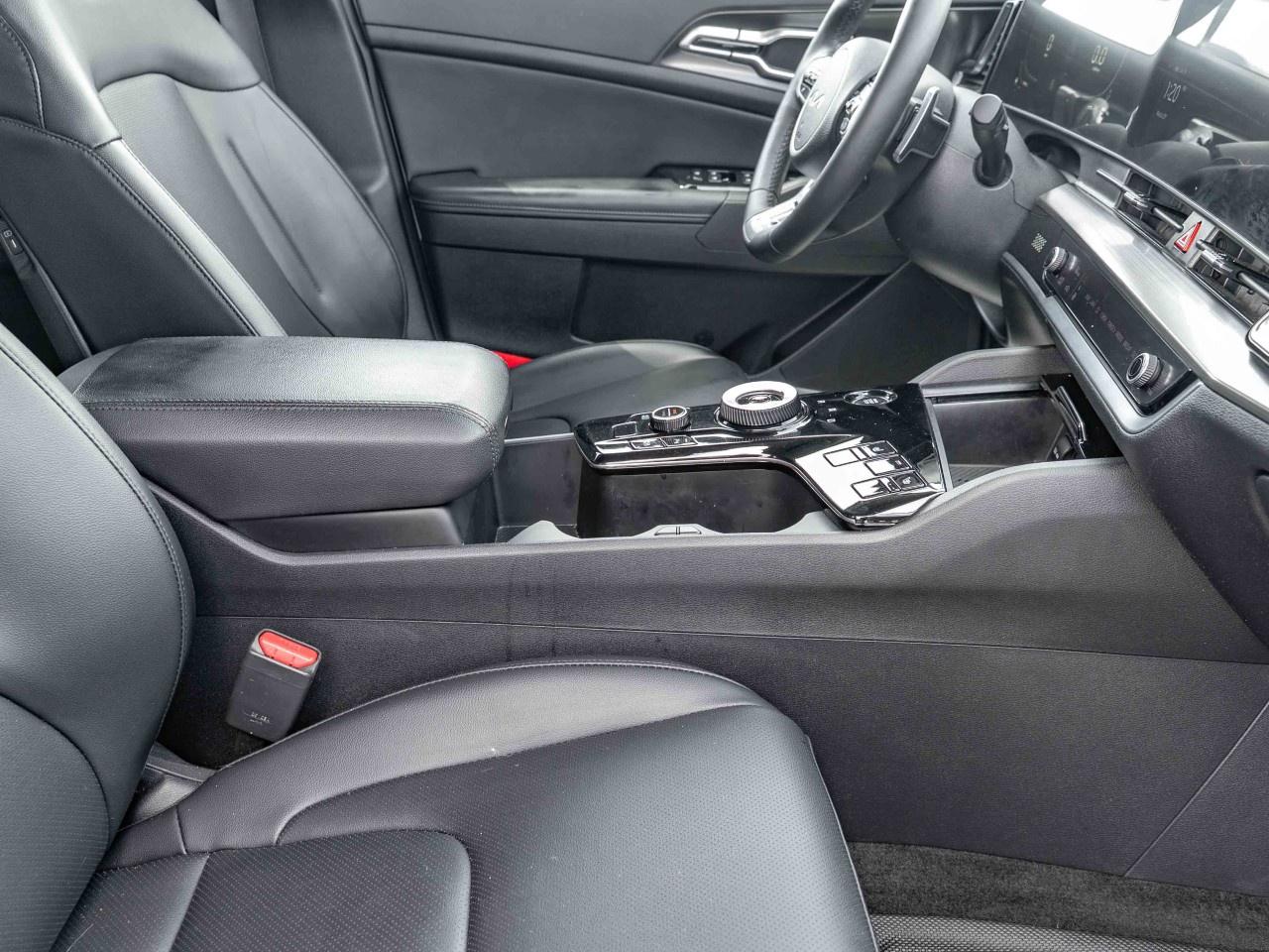 2025 Kia Sportage Hybrid EX AWD Photo