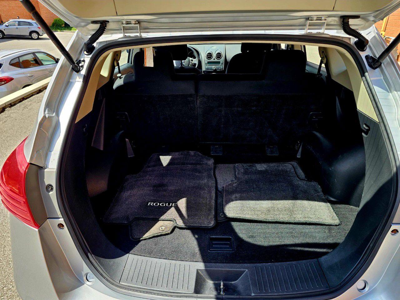 2010 Nissan Rogue FWD 4dr S - Photo #13