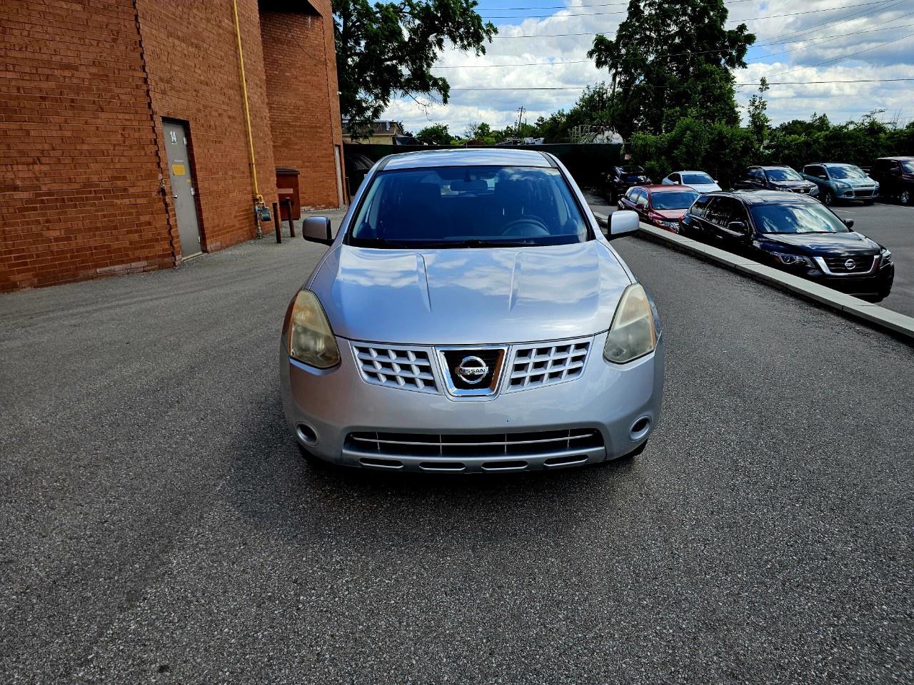 2010 Nissan Rogue FWD 4dr S - Photo #2