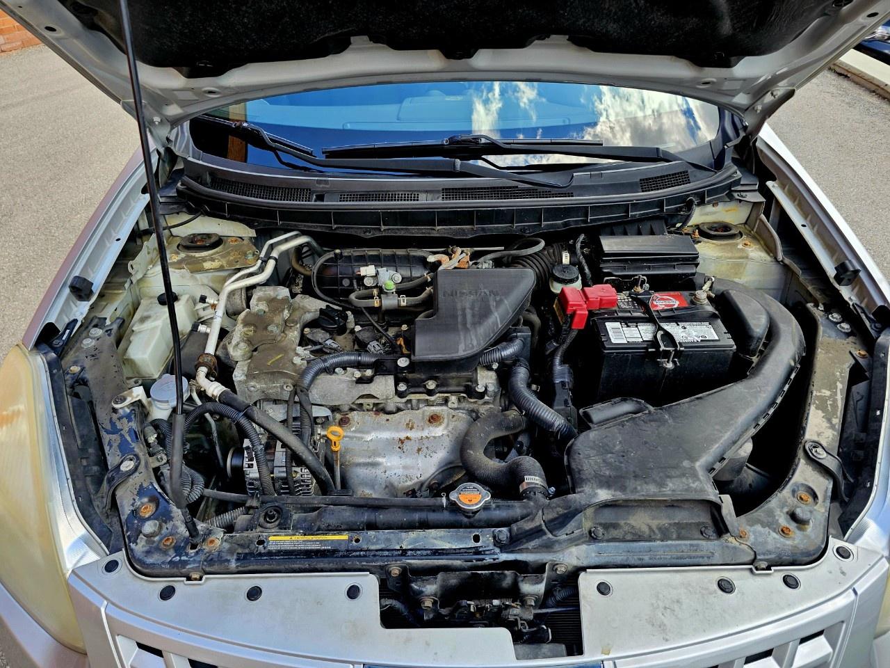 2010 Nissan Rogue FWD 4dr S - Photo #14