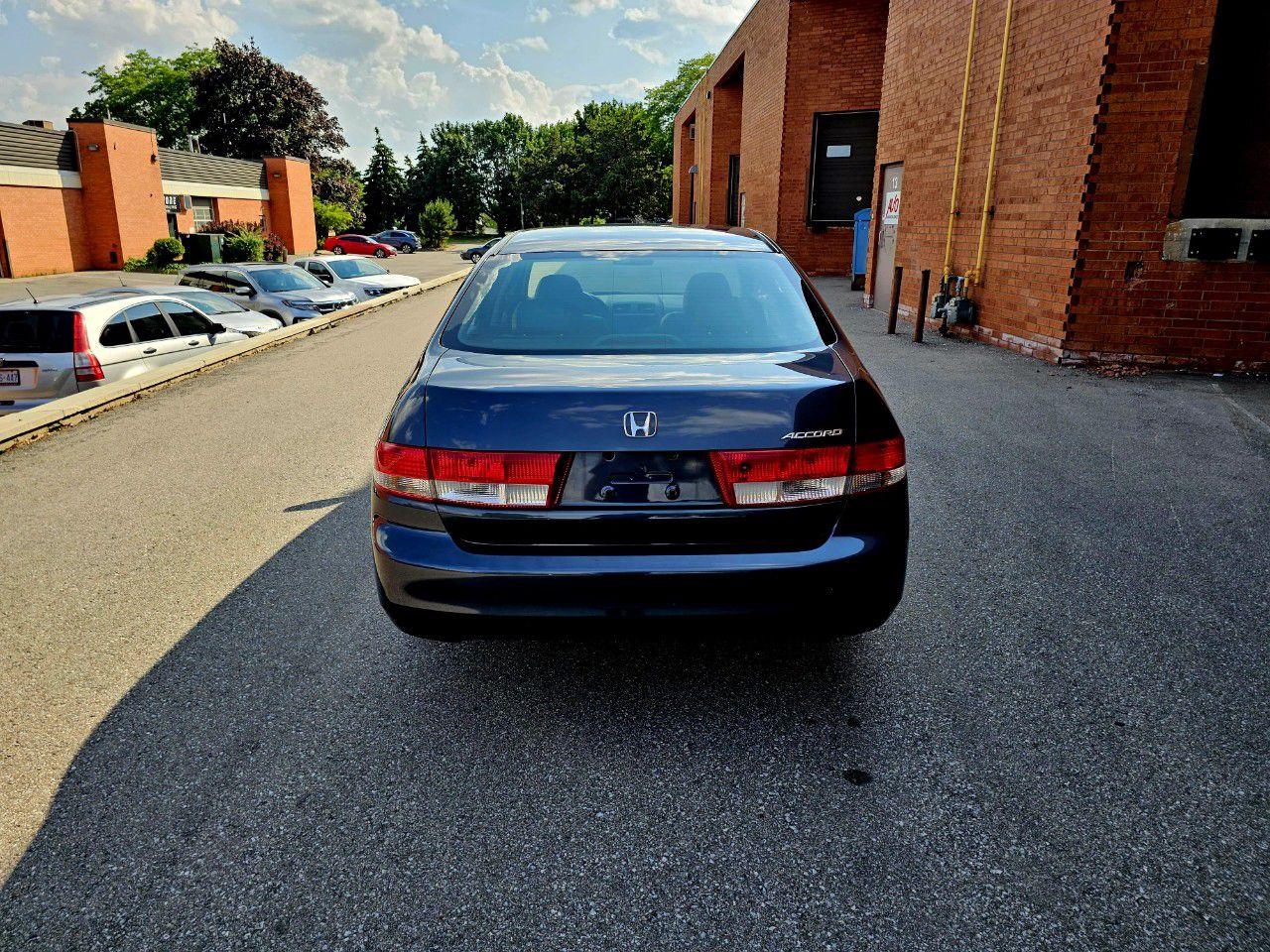 2003 Honda Accord Sdn EX Manual with Leather - Photo #7