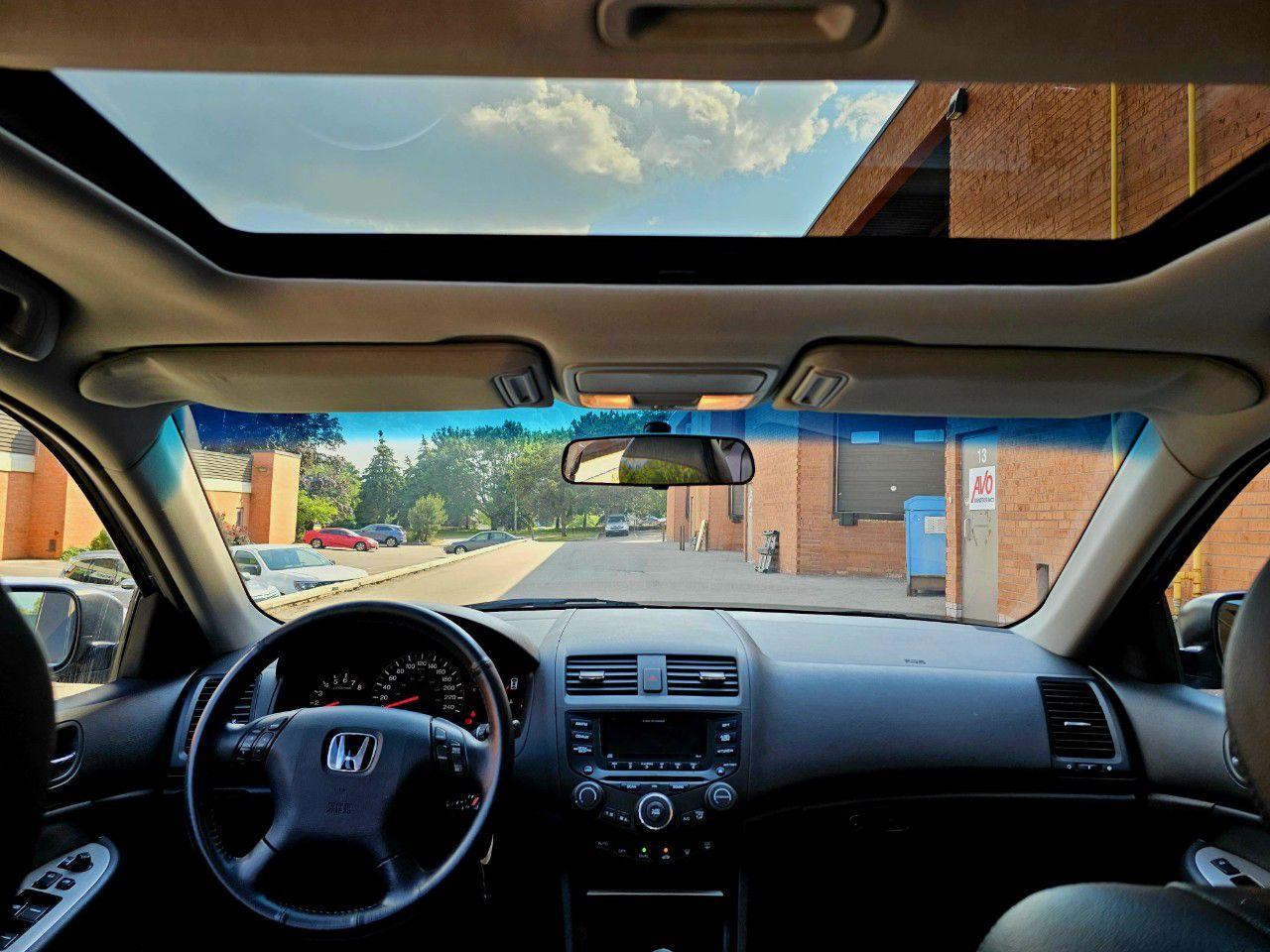 2003 Honda Accord Sdn EX Manual with Leather - Photo #13