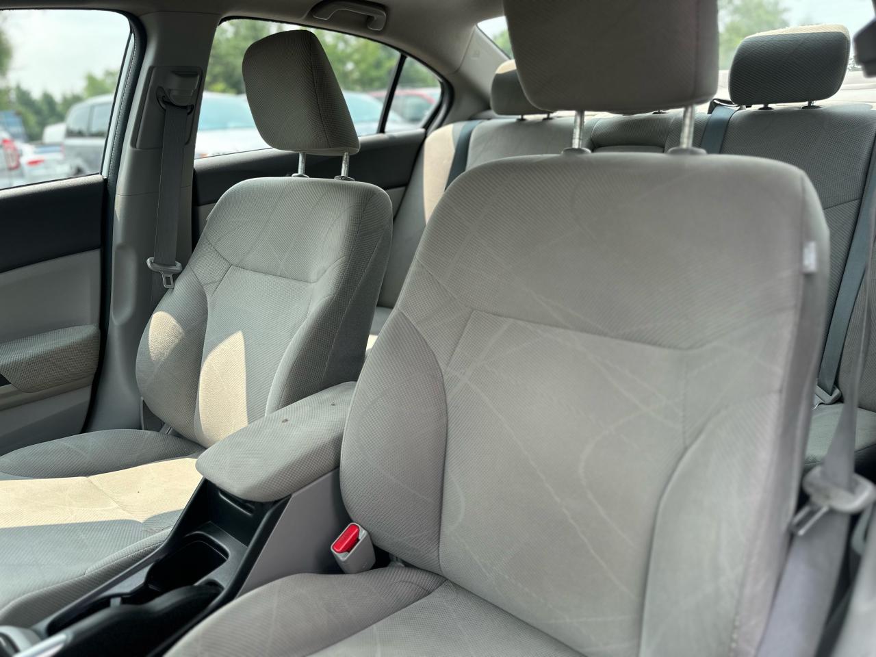 2012 Honda Civic Auto EX/Certified Photo11