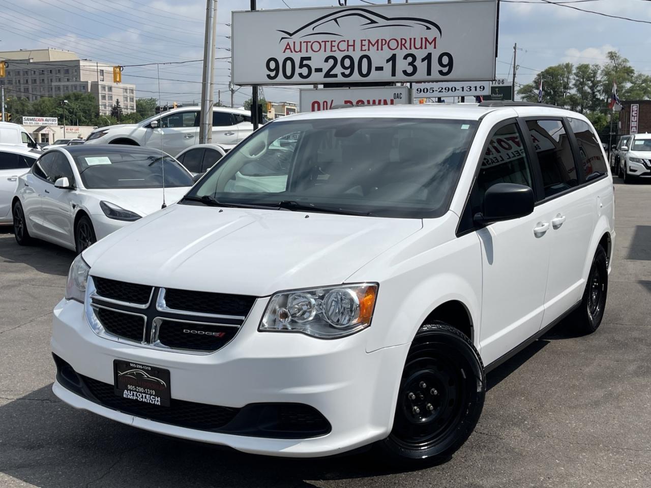 Used 2019 Dodge Grand Caravan SXT / Stow n Go / 7 Pass / Rev Cam for sale in Mississauga, ON