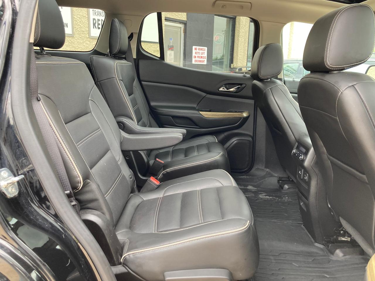 2019 GMC Acadia Denali - Photo #12