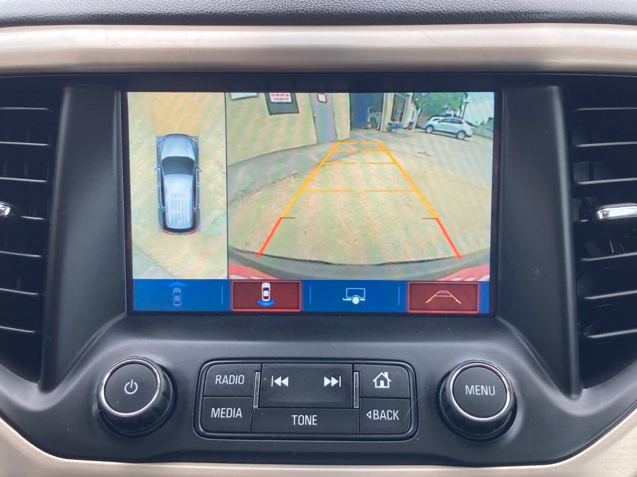 2019 GMC Acadia Denali - Photo #18