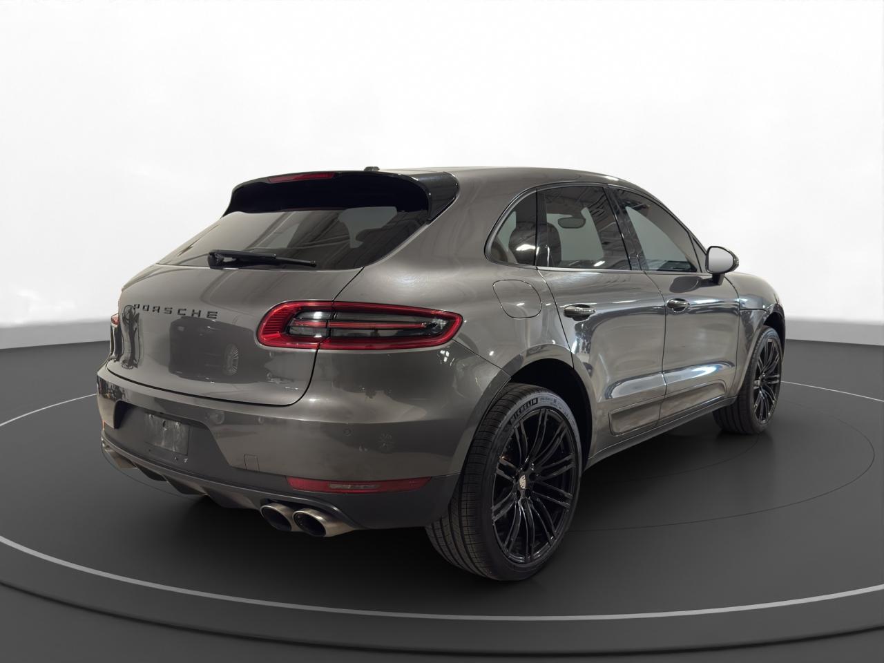 2015 Porsche Macan S - Photo #7